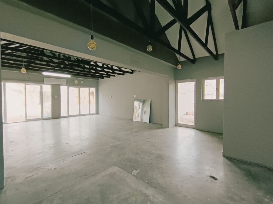3 Bedroom Property for Sale in Flamwood North West